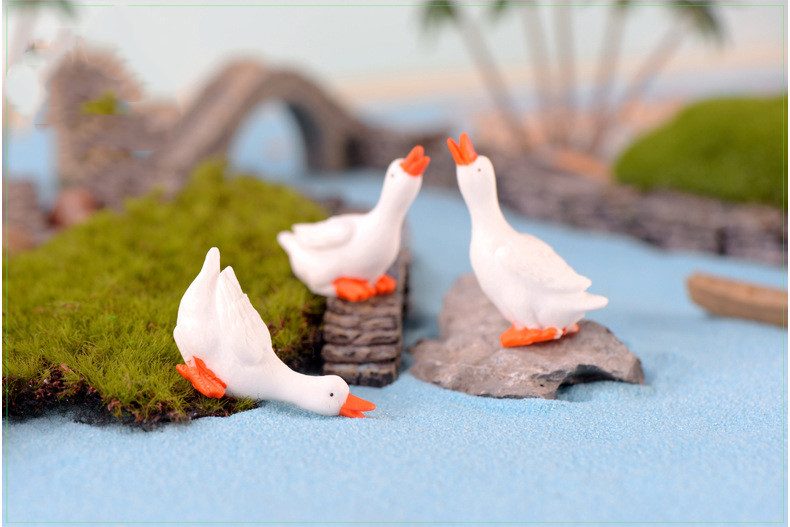 Miniture Fairy Garden Accessories Supplies Goose Model Kids Toys Pot Bonsai Miniature Garden Terrariums Fairy Garden Figurine Animals Kits Items Car Interior Decoration Table Ornaments